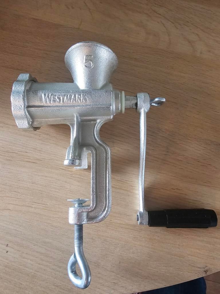 Westmark Vleesmolen Maat 5 - Handbediend, Huis en Inrichting, Keuken | Keukenbenodigdheden, Zo goed als nieuw, Ophalen of Verzenden