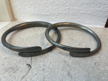 Etnisch metalen armband Madura, Indonesië - voor goed doel beschikbaar voor biedingen