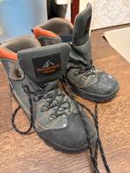 Bergschoenen / Werkschoenen Maat 38, Ophalen of Verzenden, Gedragen, Wandelschoenen of Bergschoenen