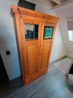 Kast opbergkast grenenenkast. Met glas in lood, Huis en Inrichting, Complete inboedels, Ophalen