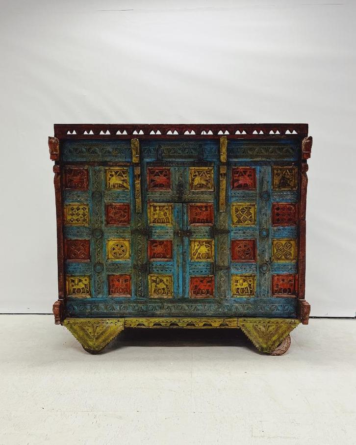 Antieke bruidskist uit India, Antiek en Kunst, Antiek | Meubels | Kasten, Ophalen