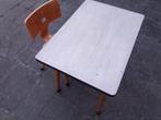 Schooltafeltje en stoeltje, Kinderen en Baby's, Kinderkamer | Tafels en Stoelen, Ophalen, Gebruikt, Tafel(s) en Stoel(en)