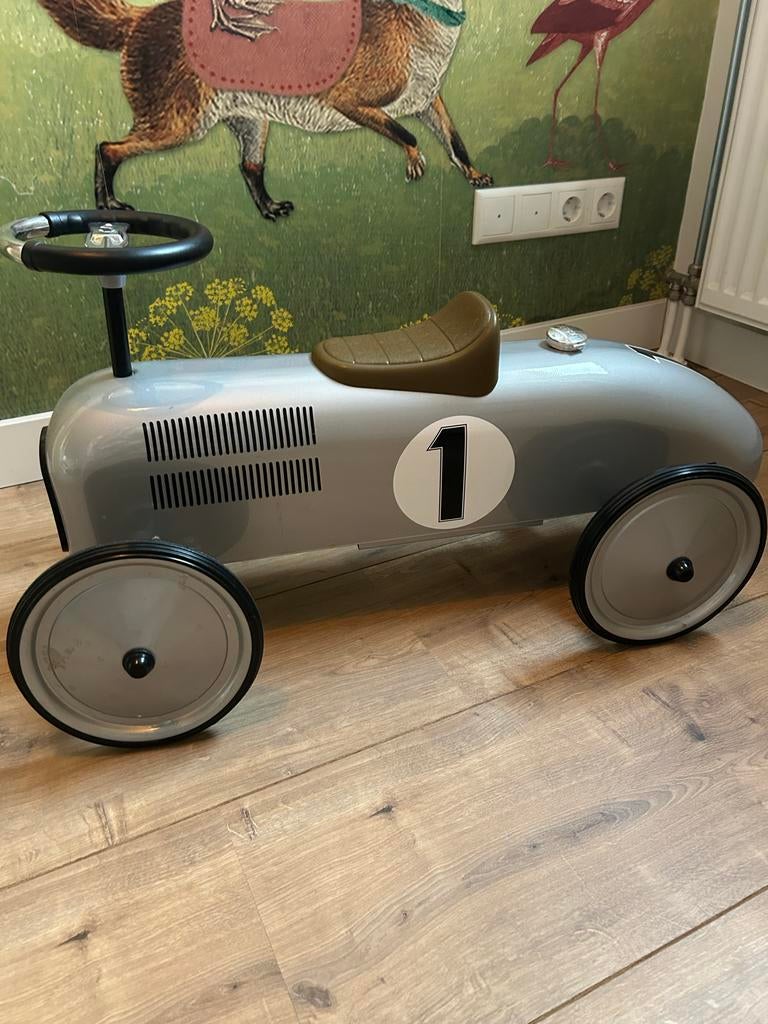 Nieuwe loopauto, Kinderen en Baby's, Speelgoed | Buiten | Voertuigen en Loopfietsen, Ophalen, Nieuw, Trapvoertuig