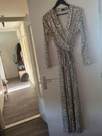 By Swan jumpsuit goud print, maat L, Kleding | Dames, Jumpsuits, Ophalen of Verzenden, Nieuw, Maat 42/44 (L), Overige kleuren