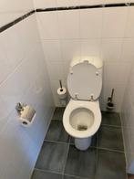 Wastafel en Toilet van Sphinx, met klassieke spiegel, Doe-het-zelf en Verbouw, Sanitair, Ophalen, Steen, Gebruikt, Wastafel