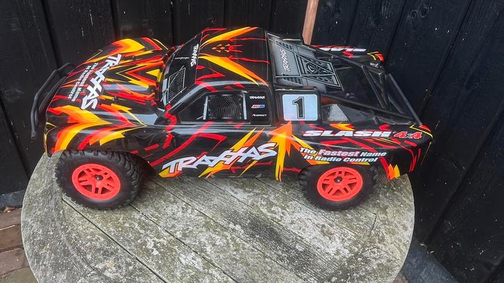 Traxxas slash 4x4 XL-5, Hobby en Vrije tijd, Modelbouw | Radiografisch | Auto's, Zo goed als nieuw, Auto offroad, Ophalen