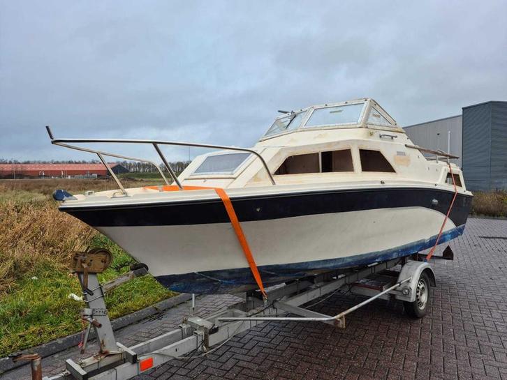 Marino - Fantasy 20 - Speedboot - met Hapert boot trailer, Watersport en Boten, Speedboten, Gebruikt, Overige brandstoffen