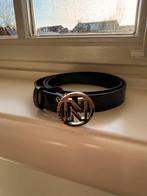 NIKKIE Riem Zwart Goud Logo Maat 38/M, Kleding | Dames, Riemen en Ceinturen, 80 tot 90 cm, 3 tot 5 cm, Zwart, Nieuw