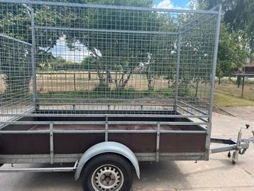 Te koop: bakwagen.  beschikbaar voor biedingen