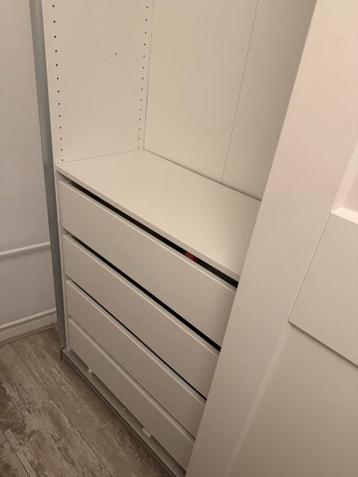 Witte PAX kledingkast met schuifdeuren - afbeelding 4