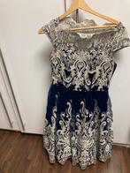 Prachtige chi chi Londen jurk maat 34/36, Ophalen, Zo goed als nieuw, Onder de knie