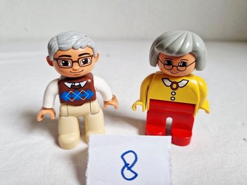 Duplo poppetjes opa en oma 8 verschillende paren, Kinderen en Baby's, Speelgoed | Duplo en Lego, Gebruikt, Duplo, Ophalen of Verzenden