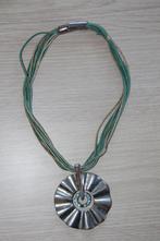Halsketting mooie hanger met magneetsluiting 185, Overige kleuren, Ophalen of Verzenden, Zo goed als nieuw, Overige materialen