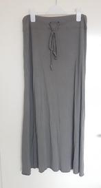 Rok leger groen merk Le Chic, Maat 38/40 (M), Le Chic, Ophalen of Verzenden, Gedragen