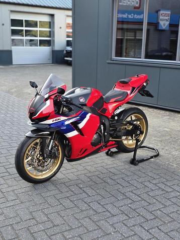 Honda Sport CBR 600RR ABS BOMVOLLE DEMO! beschikbaar voor biedingen