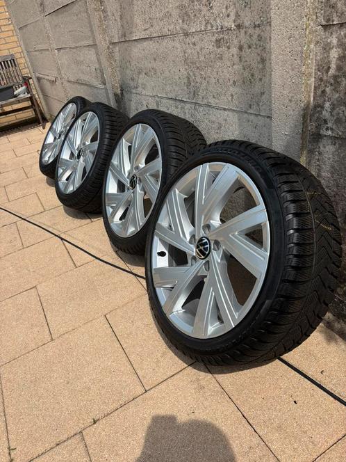 Origineel 18"" VW Golf 8 7 6 5 " Bergamo " Velgen GTI GTD R, Auto-onderdelen, Banden en Velgen, Winterbanden, 18 inch, 225 mm