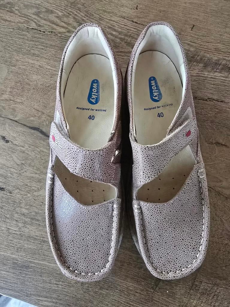 Wolky schoenen, Kleding | Dames, Schoenen, Ophalen of Verzenden, Zo goed als nieuw, Sneakers of Gympen