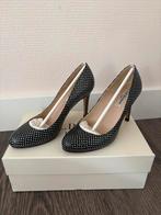 L.K. Bennett Pumps Zwart Wit Maat 36, Kleding | Dames, Zwart, Ophalen of Verzenden, Zo goed als nieuw, L. K. Bennett