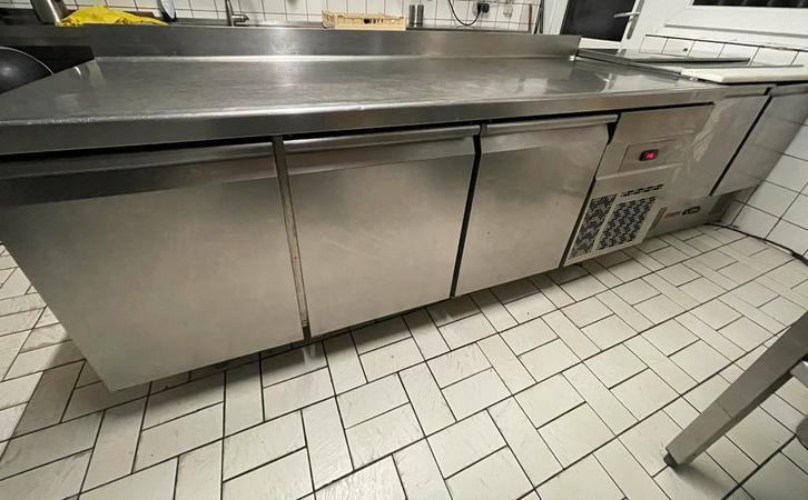 Vrieswerkbank, Zakelijke goederen, Horeca | Keukenapparatuur, Koelen en Vriezen, Gebruikt, Ophalen