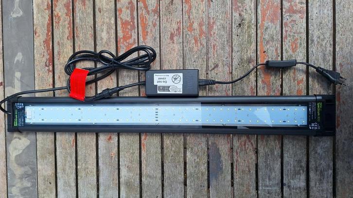 Helialux Spectrum 800 led aquarium verlichting, Dieren en Toebehoren, Vissen | Aquaria en Toebehoren, Zo goed als nieuw, Verlichting of Verwarming