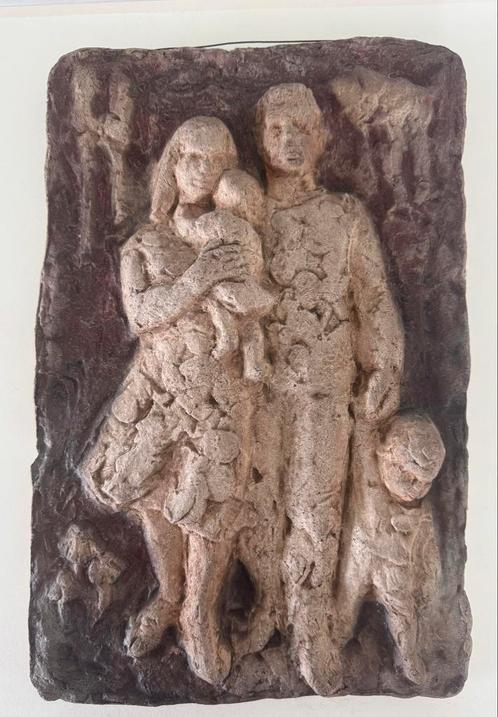 Mobach Keramiek plaquette  Beeld van een Gezin, Antiek en Kunst, Kunst | Beelden en Houtsnijwerken, Ophalen of Verzenden