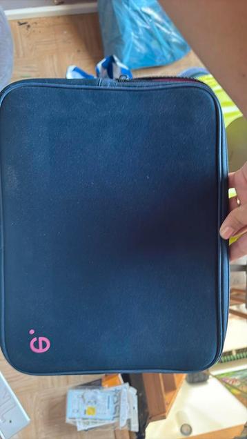 Laptoptas beschikbaar voor biedingen
