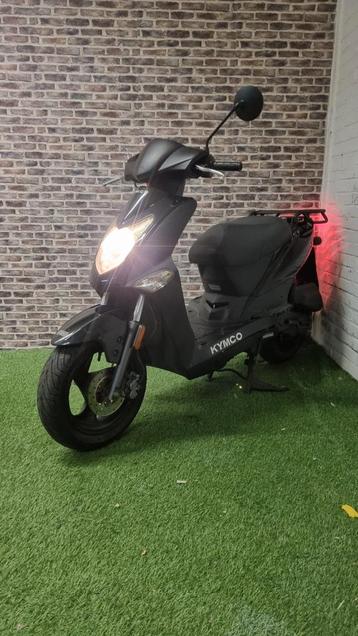 Zeer goed rijdende Kymco Agility Delivery bezorgscooter 2014 beschikbaar voor biedingen