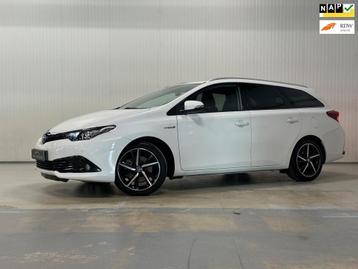 Toyota Auris Touring Sports 1.8 Hybrid Dynamic Ultimate | CA beschikbaar voor biedingen