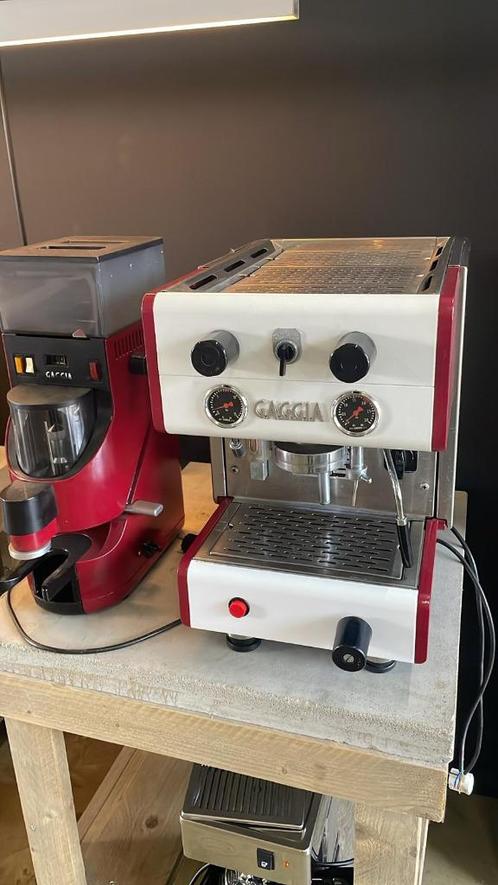 Gaggia 1 groep espressomachine 2e hands + molen, Witgoed en Apparatuur, Koffiezetapparaten, Gebruikt, Gemalen koffie, Koffiebonen