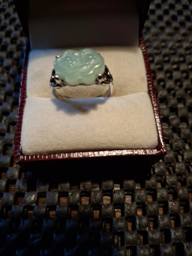 Ring jade ringmaat 15mm, Sieraden, Tassen en Uiterlijk, Ringen, Ophalen of Verzenden, Zilver, Dame