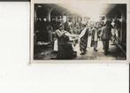 Ned Indie Djocja Central Market met bezoekers Fotokaart, Verzamelen, Ansichtkaarten | Buitenland, Ophalen of Verzenden, 1920 tot 1940