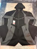 Nike tech fleece Maat M, Kleding | Heren, Heren-kledingpakketten, Ophalen of Verzenden, Zo goed als nieuw