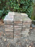 60 tegels oud bruin 30 x 20 cm (6 cm dik), Tuin en Terras, Tegels en Klinkers, Ophalen, Zo goed als nieuw, Beton, Terrastegels