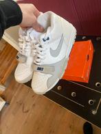 Nike trainer 44, Kleding | Heren, Nike 44, Ophalen of Verzenden, Wit, Zo goed als nieuw