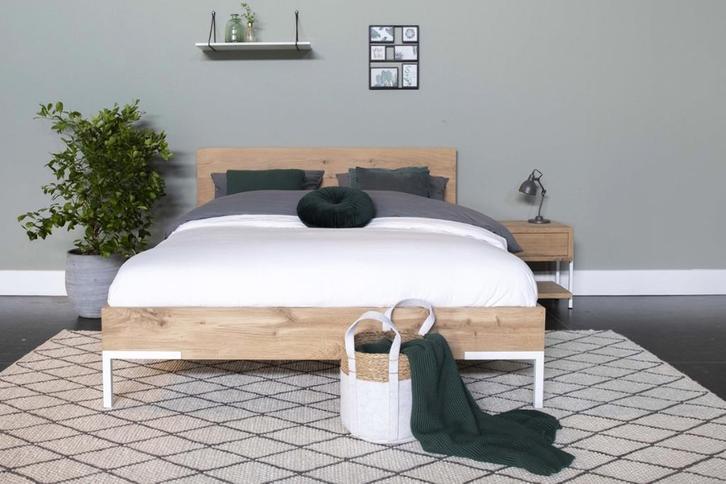 GUSSTA Bedframe Timber (Eikenhout, 140x200), Huis en Inrichting, Slaapkamer | Bedden, Gebruikt, Tweepersoons, 140 cm, 200 cm, Hout