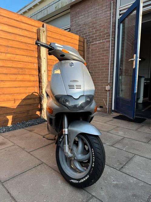 Gilera Runner 50cc Dark Dream, Fietsen en Brommers, Scooters | Piaggio, Gebruikt, Overige modellen, Maximaal 45 km/u, Tweetakt