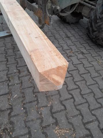 Eiken balken 20x20  +/- 3 meter lang.  beschikbaar voor biedingen