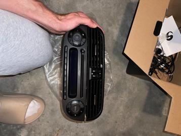 Originele Fiat 500 Radio (2012) – In nette staat beschikbaar voor biedingen