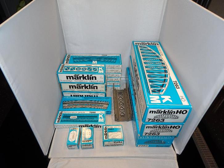 Grote partij Marklin bruggen 7263/7262/7269enz nieuw (#933), Hobby en Vrije tijd, Modeltreinen | H0, Nieuw, Brug, Tunnel of Gebouw