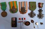 Diverse medailles en speldjes, Verzamelen, Ophalen of Verzenden, Landmacht, Nederland, Lintje, Medaille of Wings