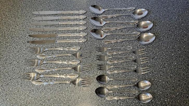 Prachtig bestek set, Huis en Inrichting, Keuken | Bestek, Zo goed als nieuw, Bestekset, Rvs of Chroom, Ophalen of Verzenden