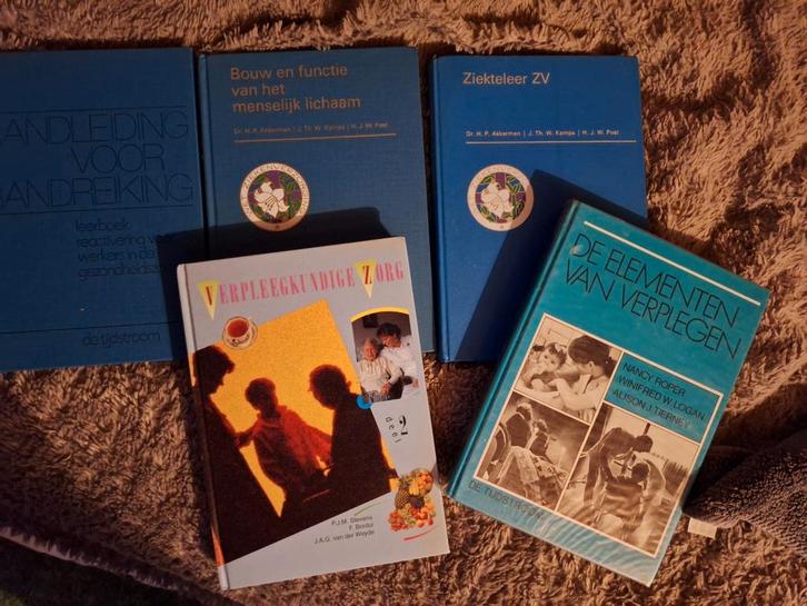 5x boeken verpleegkundigen, Boeken, Studieboeken en Cursussen, Zo goed als nieuw, HBO, Beta, Ophalen of Verzenden