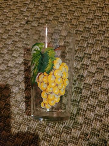Vintage Glas met Druiven Reims France beschikbaar voor biedingen
