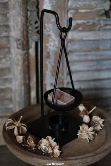  Geurbrander druppelvorm beschikbaar voor biedingen