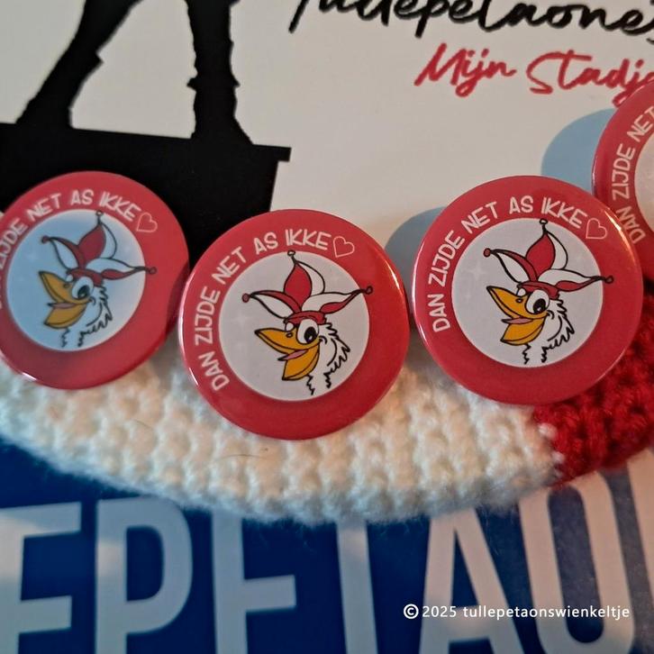 Carnavalsbuttons Tullepetaonestad. Button Tullepetaon, Verzamelen, Speldjes, Pins en Buttons, Nieuw, Overige onderwerpen, Ophalen of Verzenden