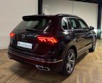 Volkswagen Tiguan 1.5 TSI R-Line PANO KEYLESS VOL', 15 km/l, Zwart, 4 cilinders, 150 pk
