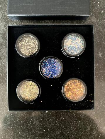 Nail-Artists set van 5 glitters voor nagels beschikbaar voor biedingen