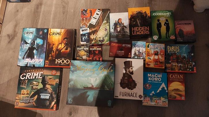 Diverse bordspellen, Hobby en Vrije tijd, Gezelschapsspellen | Bordspellen, Zo goed als nieuw, Ophalen
