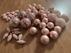 Prachtige collectie zachtroze kerstballen te koop., Diversen, Kerst, Ophalen, Zo goed als nieuw