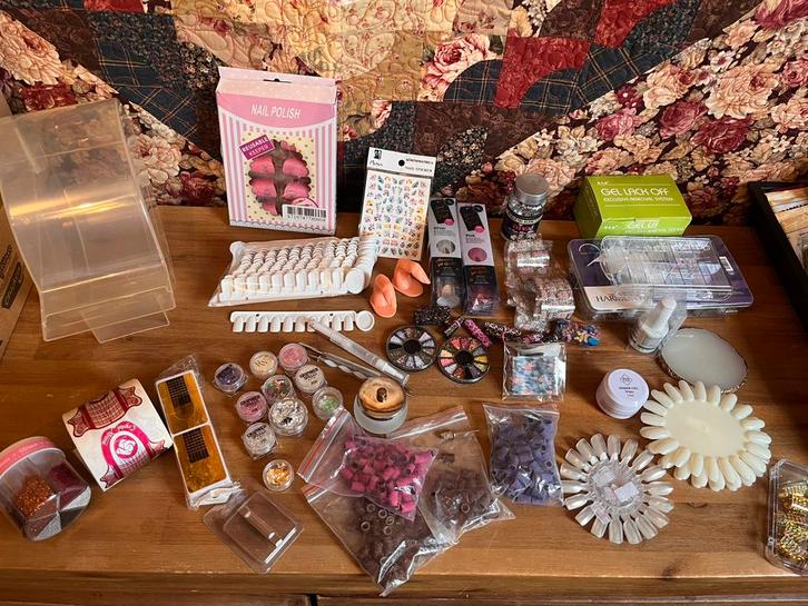 Nagelspullen voor nagelstyliste, Sieraden, Tassen en Uiterlijk, Uiterlijk | Cosmetica en Make-up, Zo goed als nieuw, Handen en Nagels